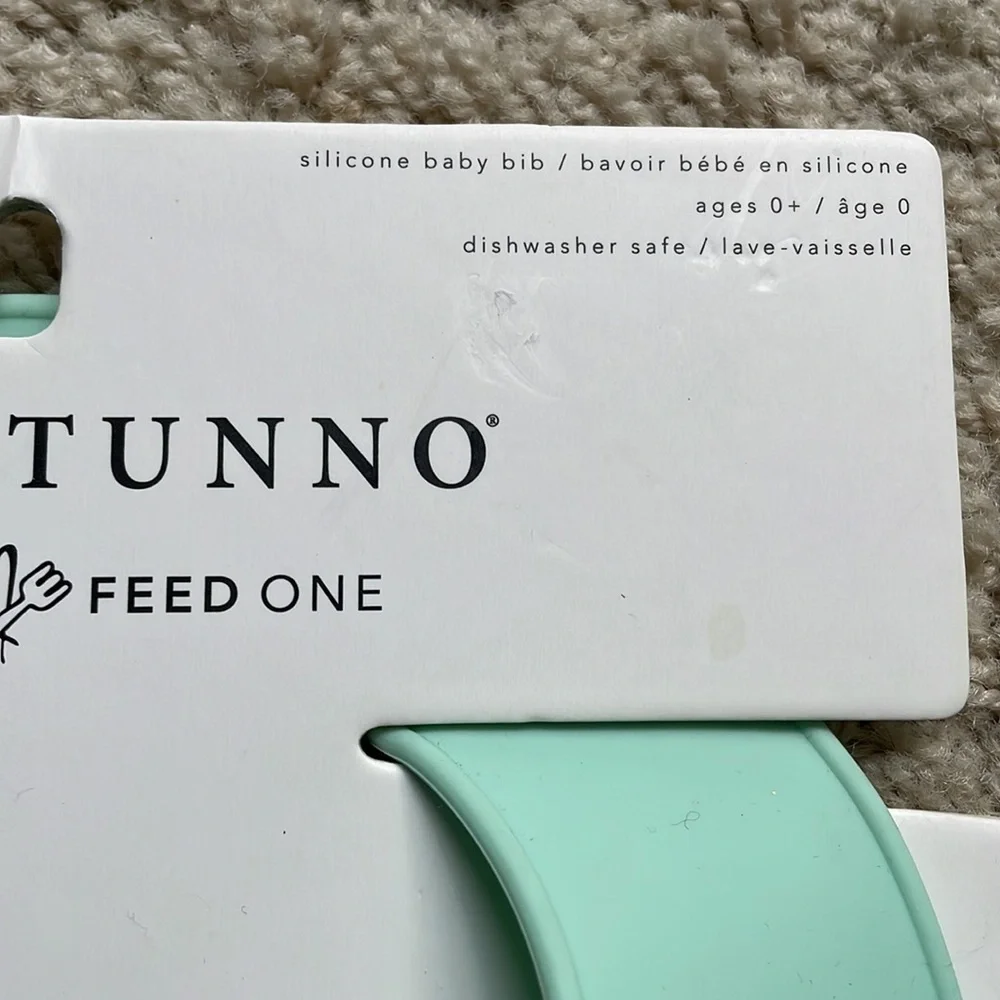Bella Tunno Wonder Bib for Baby Silicone Teal Mother Earth NWT Little Activist